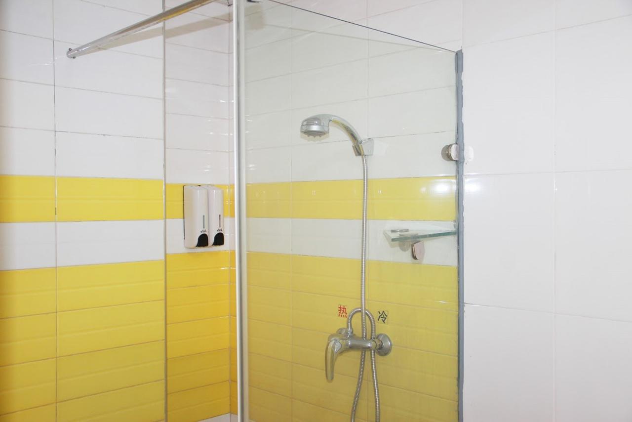 7Days Inn Wuhan Airport Panlong City エクステリア 写真